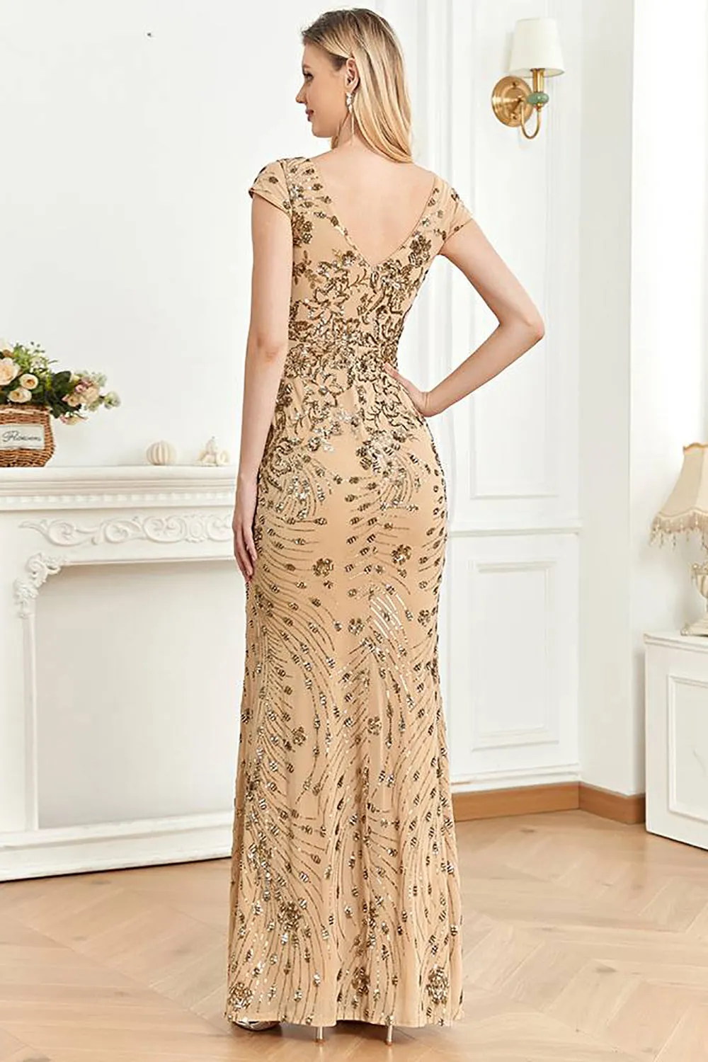 Beading Golden Sheath Formal Dress with V-neck