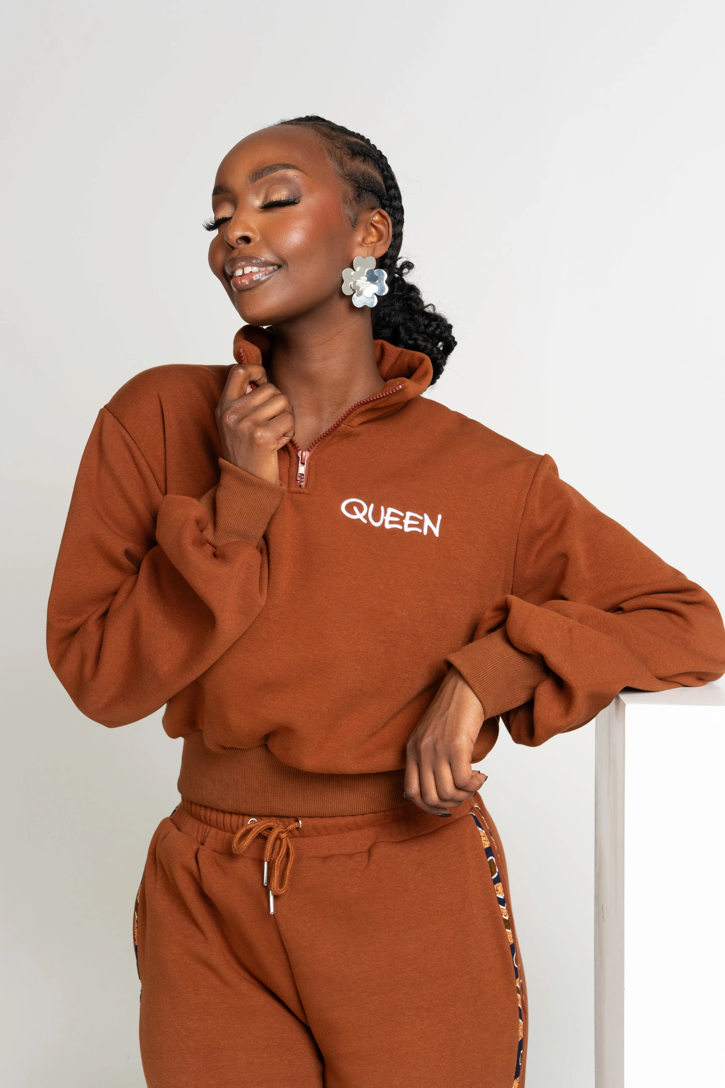 BROWN QUEEN Pullover JOGGER Set