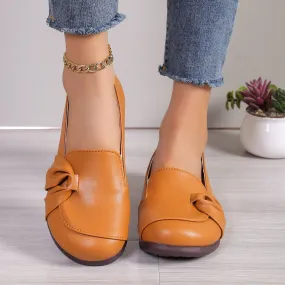 Comfortable round toe flats