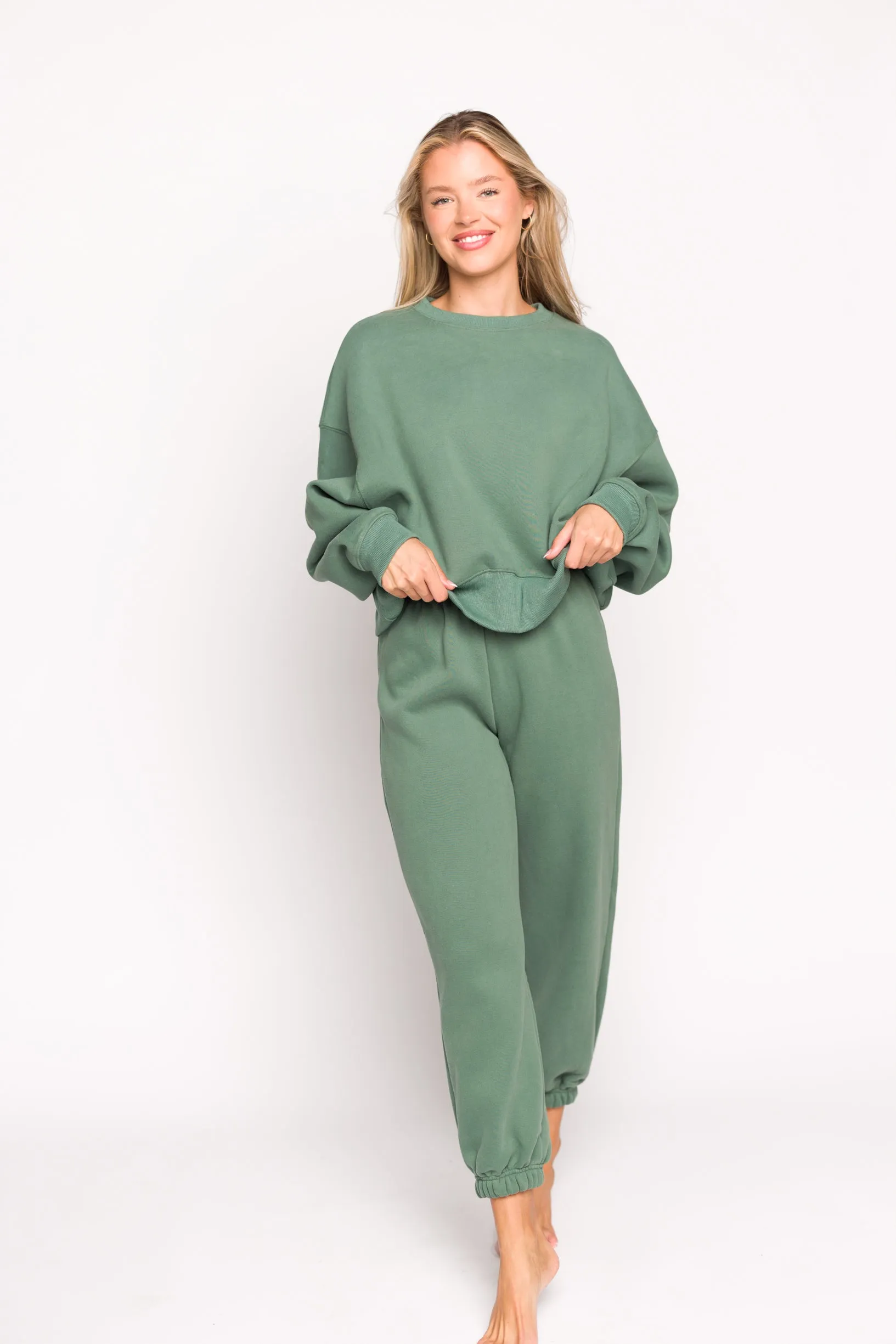 Comfy Cozy Sweatshirt and Sweatpants Set in Pine