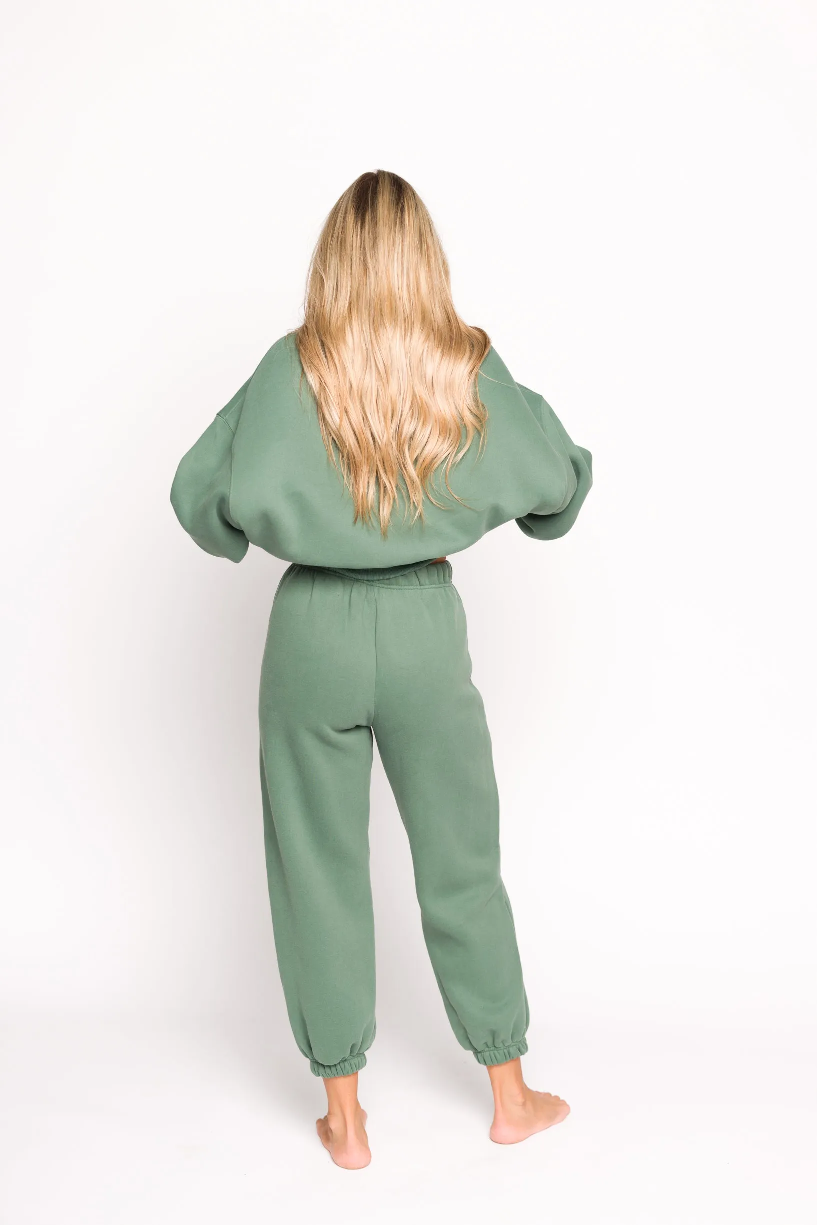 Comfy Cozy Sweatshirt and Sweatpants Set in Pine