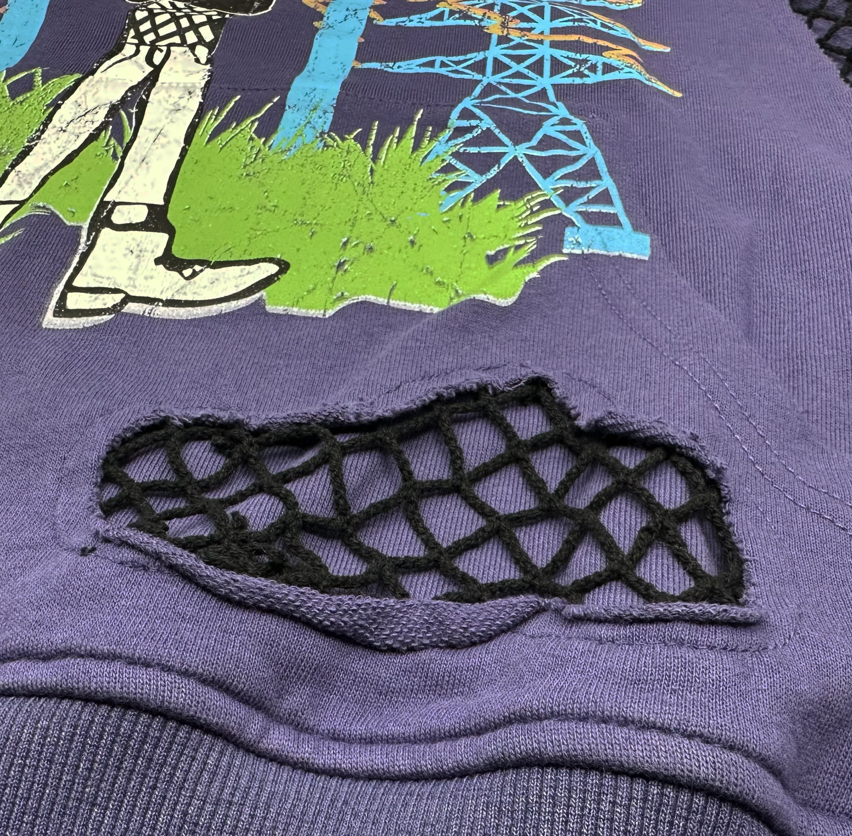 FEELIN ELECTRIC FISHNET HOODIE