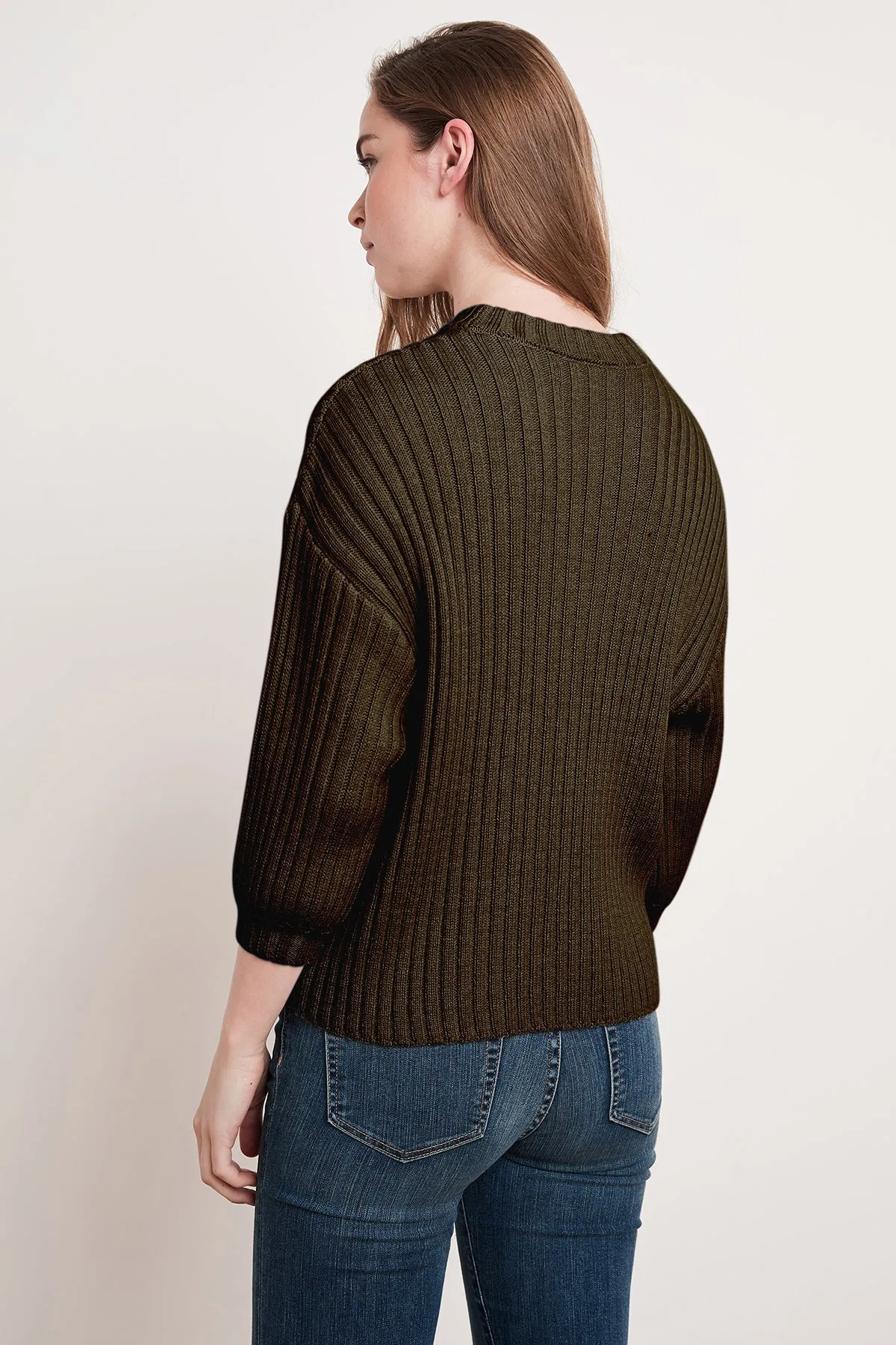 KYANA ENGINEERED STITCHES CREW NECK SWEATER