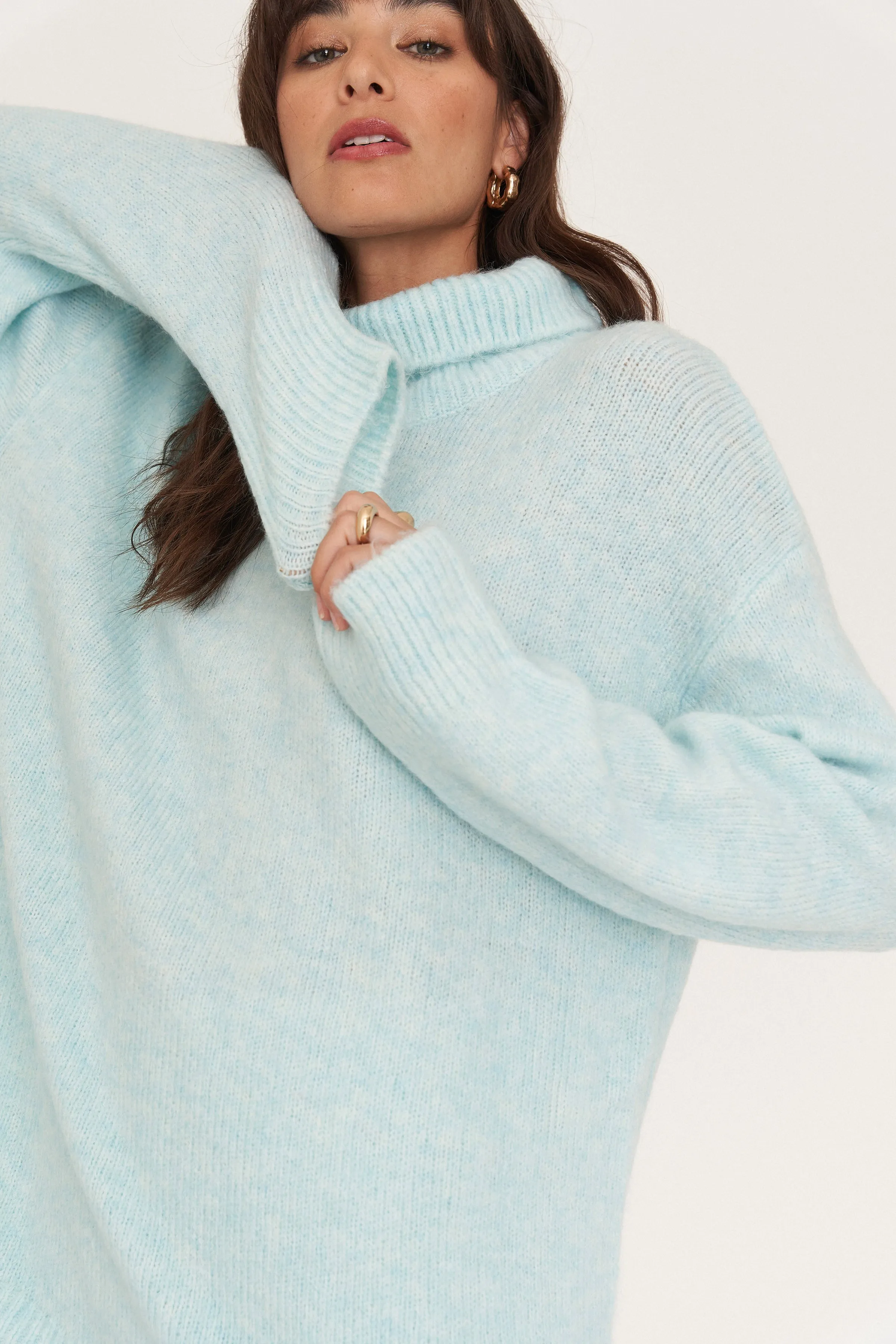 Lucy Turtleneck - Baby Blue