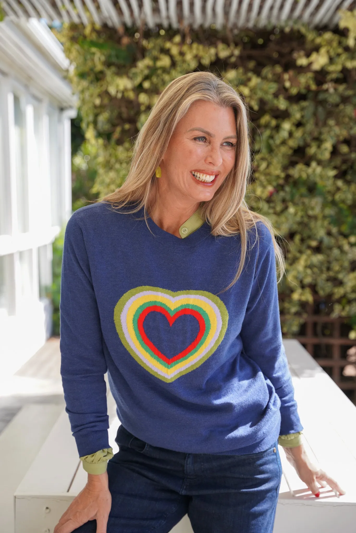 Rainbow Love Pullover