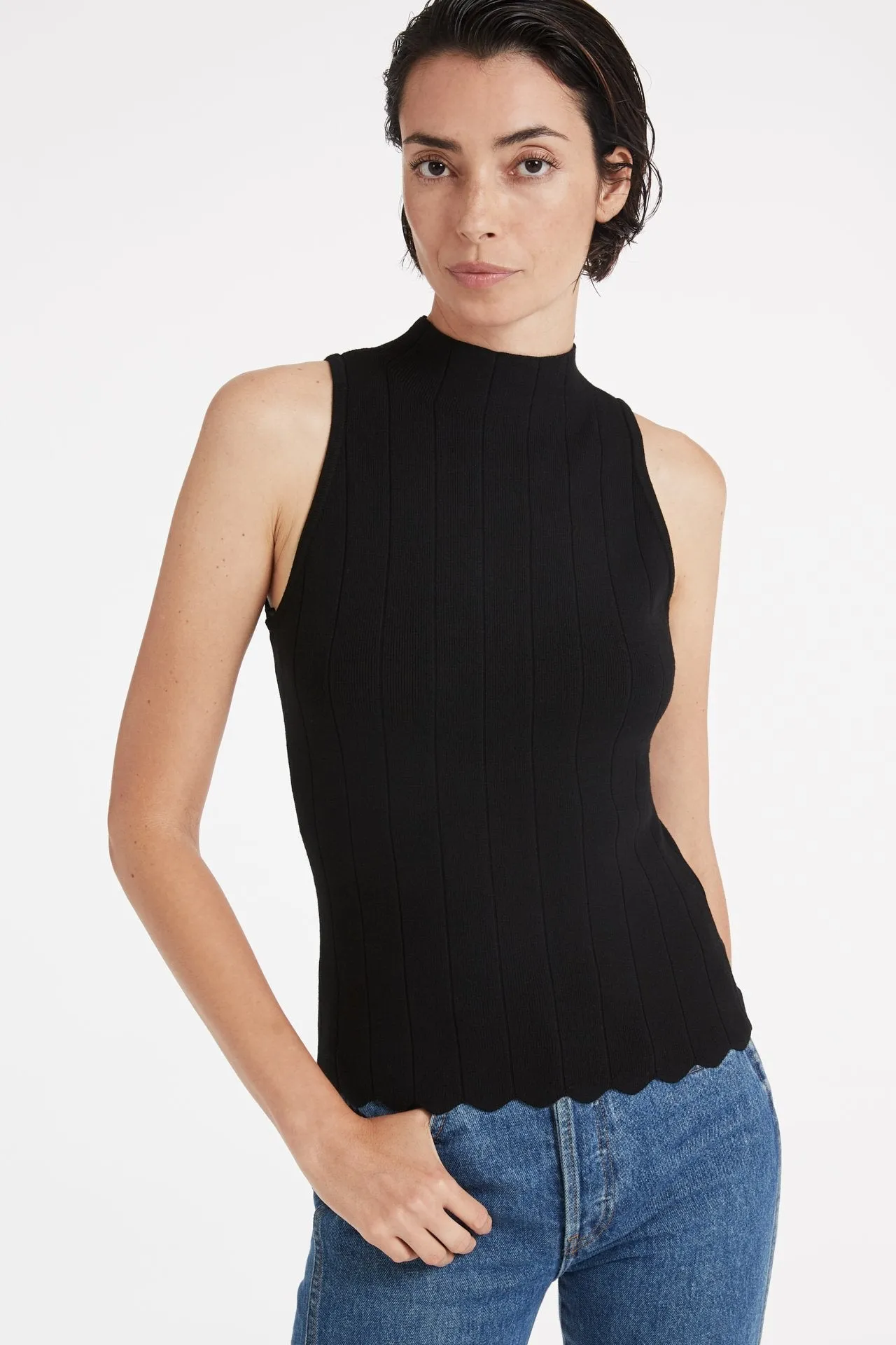 Ribbed Scallop Top