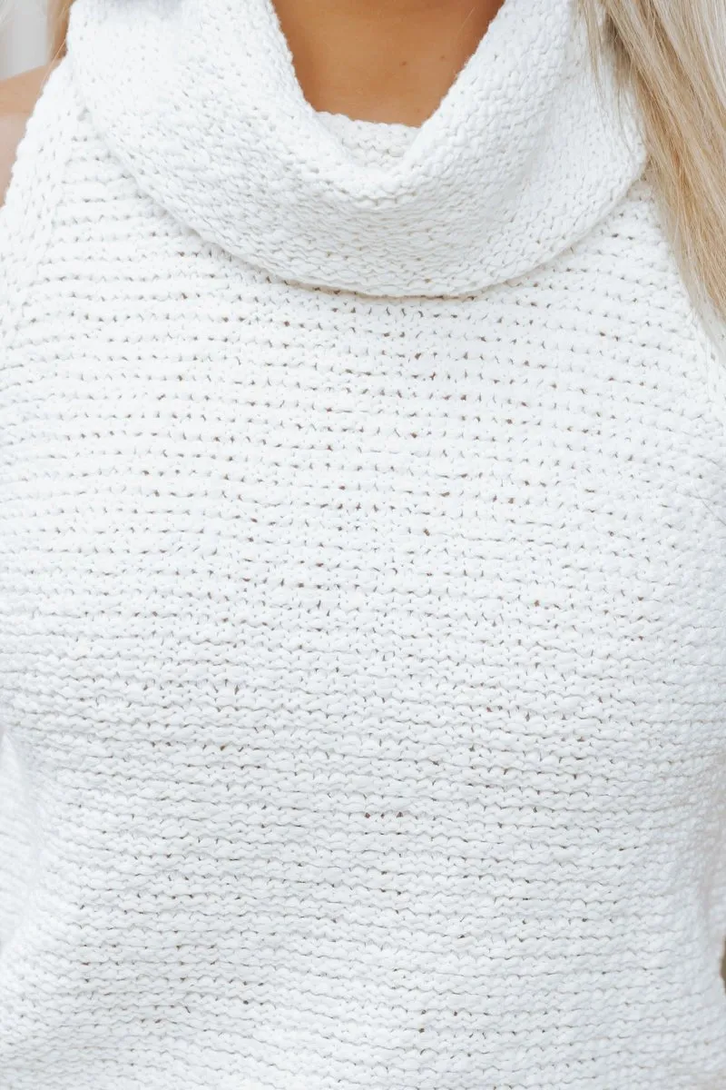 Slouchy Turtleneck Sweater Vest - Ivory